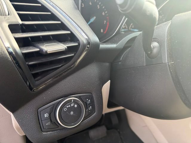 Certified 2019 Ford Escape Titanium FWD image 7