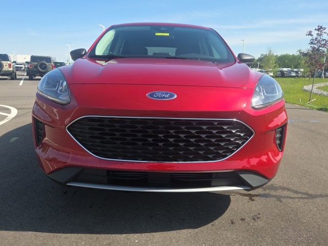 Certified 2022 Ford Escape SE w/ Convenience Package FWD image 3