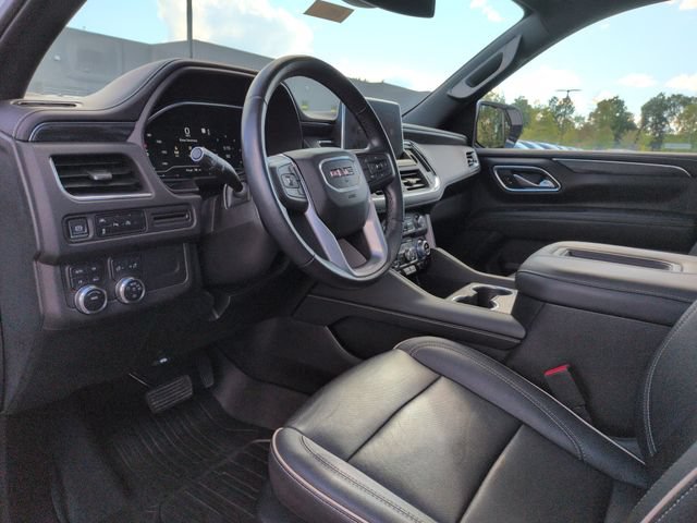 Used 2023 GMC Yukon SLT AWD/4WD image 32