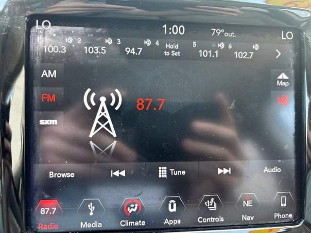 Used 2019 Jeep Cherokee Limited AWD/4WD image 24