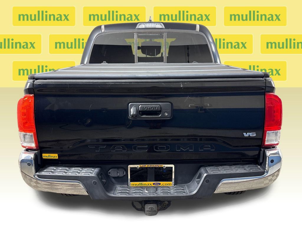 Used 2017 Toyota Tacoma SR5 w/ Tow Package image 4