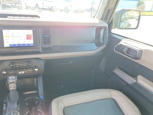 Certified 2023 Ford Bronco Wildtrak AWD/4WD image 21