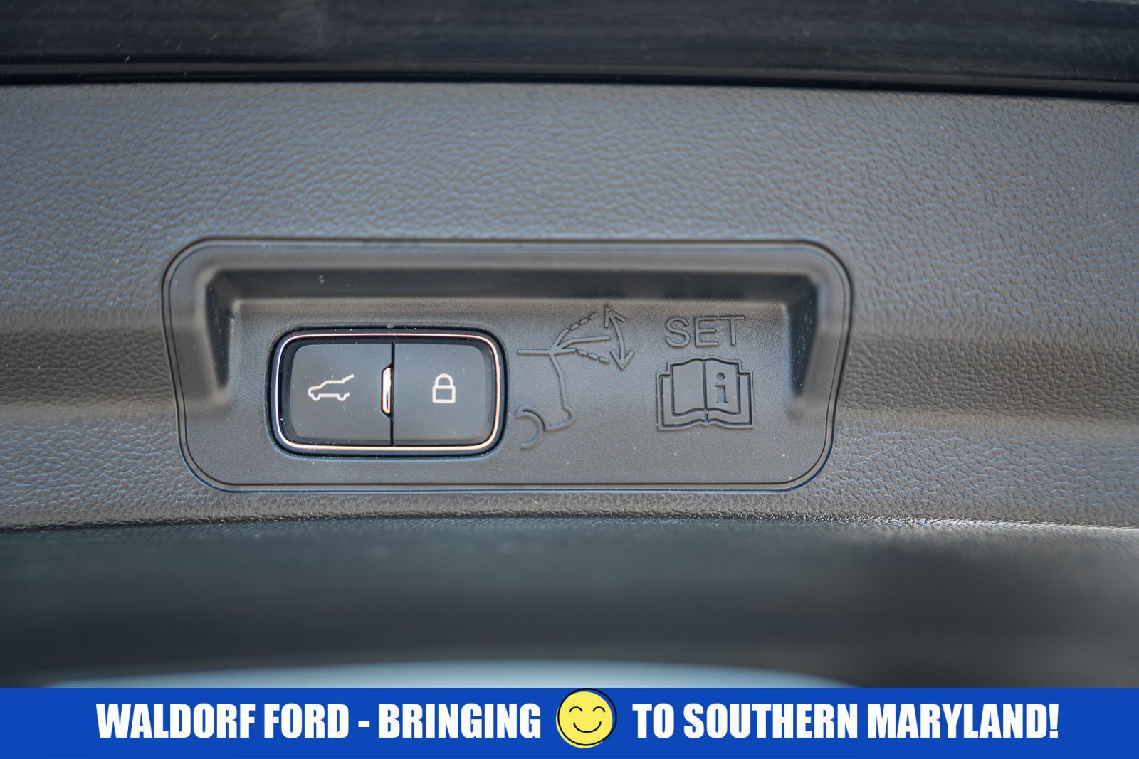 Certified 2022 Ford Explorer XLT AWD/4WD image 12