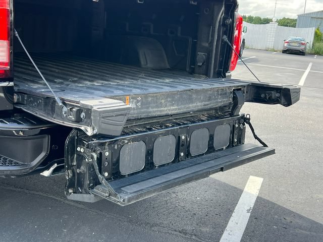 Used 2023 GMC Sierra 1500 AT4 w/ AT4 Premium Package AWD/4WD image 10
