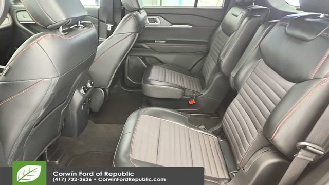 Certified 2025 Ford Explorer ST-Line image 26