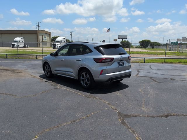 Certified 2023 Ford Escape ST-Line w/ Tech Pack #1 FWD image 5
