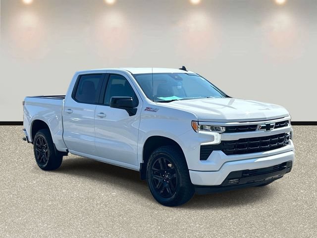Used 2023 Chevrolet Silverado 1500 RST w/ Z71 Off-Road Package AWD/4WD image 3