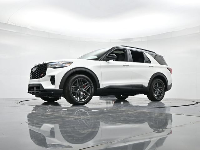 Certified 2025 Ford Explorer ST w/ Sun And Sound Package AWD/4WD image 46