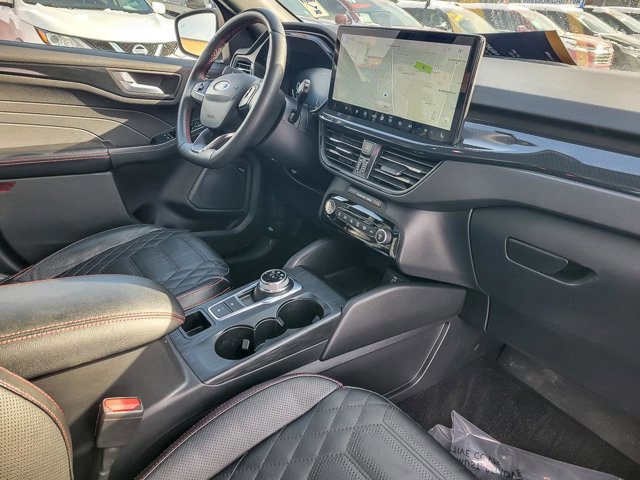 Certified 2024 Ford Escape ST-Line Elite w/ Premium Technology Package image 27