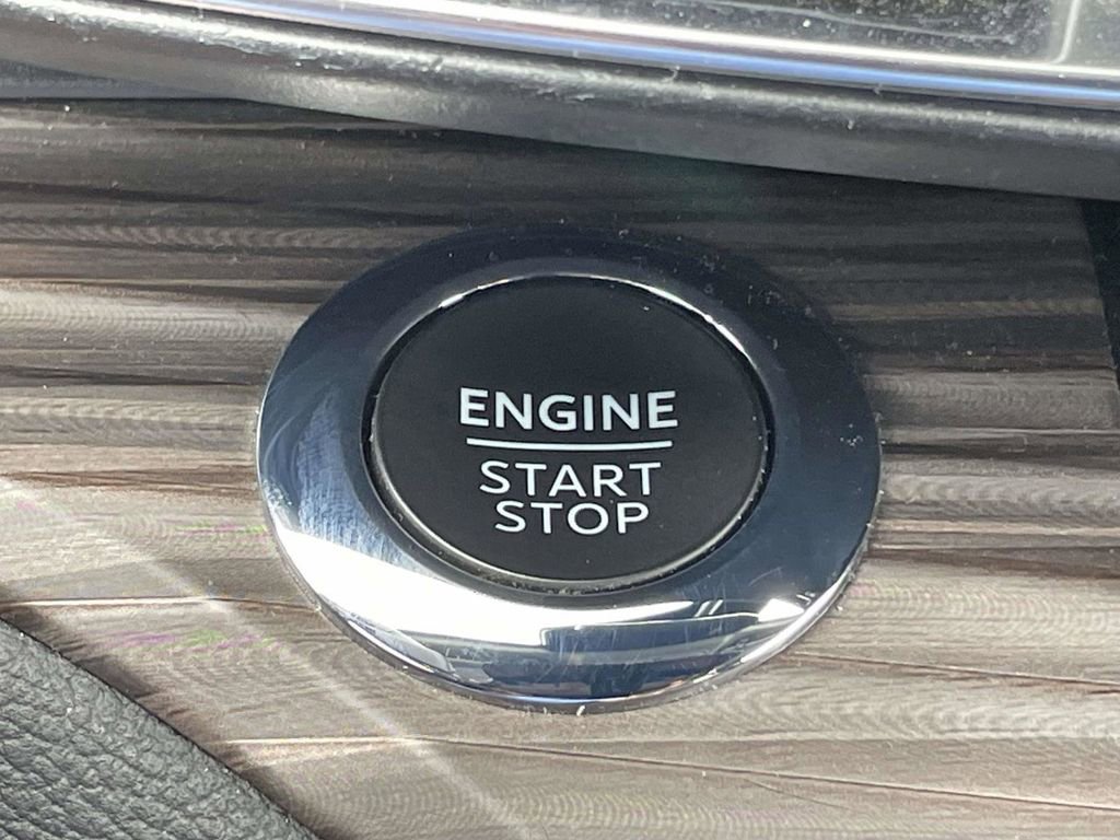 Certified 2022 Ford Explorer Limited w/ Equipment Group 301A RWD image 25