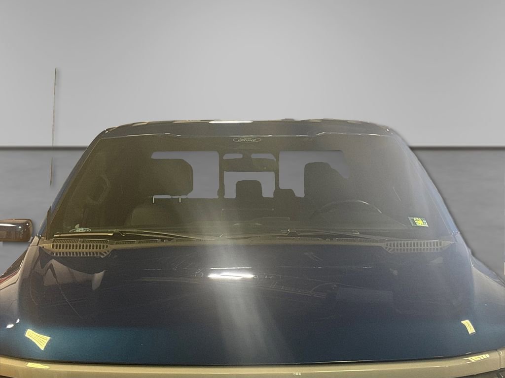 Certified 2022 Ford F150 Lightning Lariat w/ Max Trailer Tow Package image 16