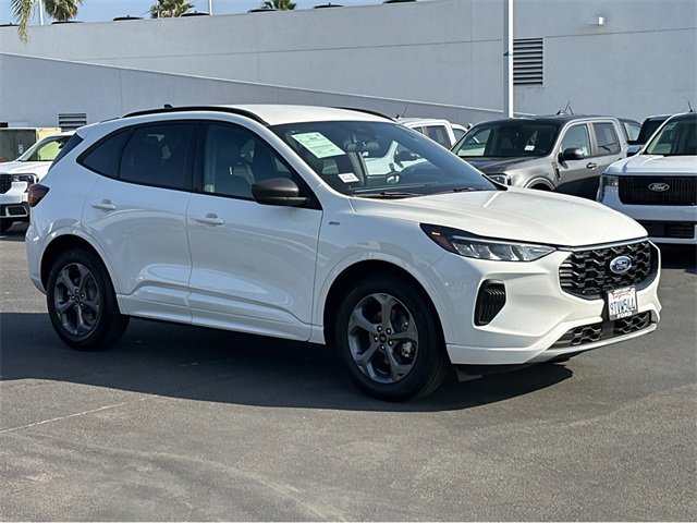 Certified 2024 Ford Escape ST-Line image 7