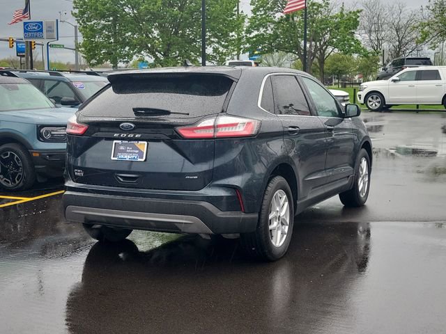 Certified 2023 Ford Edge SEL w/ Convenience Package AWD/4WD image 4