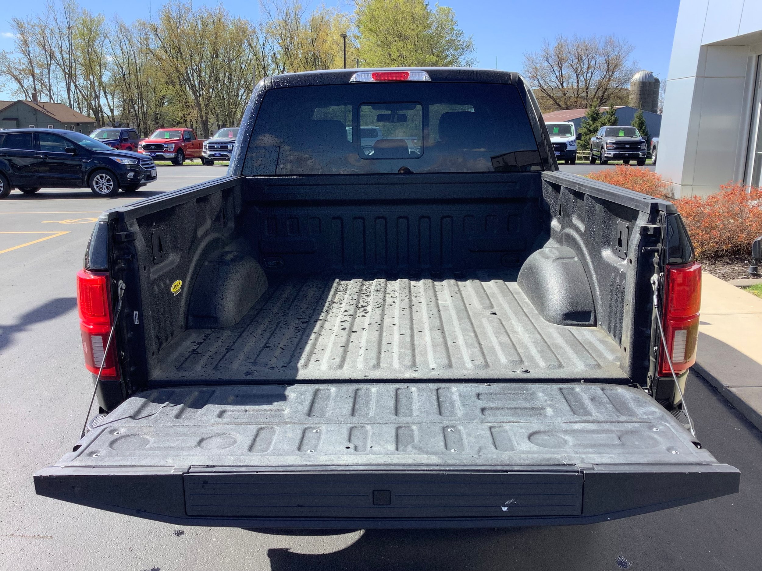 Certified 2019 Ford F150 Lariat w/ Equipment Group 502A Luxury AWD/4WD image 6