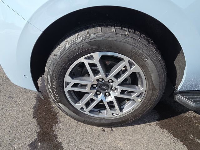 Certified 2025 Ford Expedition Active image 16