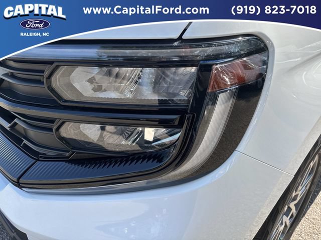 Certified 2025 Ford Expedition Active AWD/4WD image 11