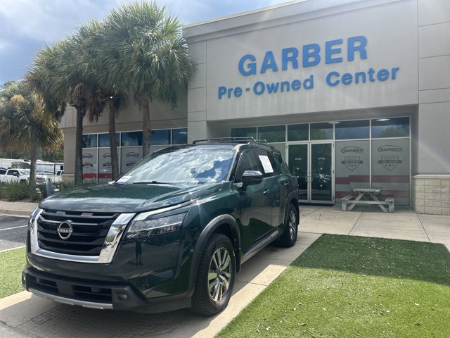 Used 2022 Nissan Pathfinder SL FWD image 9