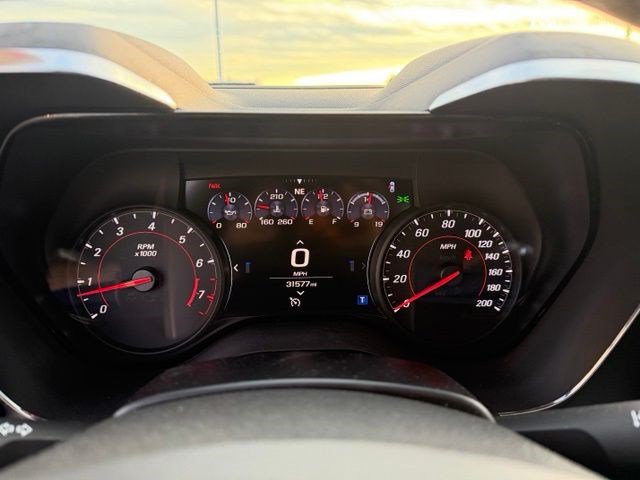 Used 2020 Chevrolet Camaro SS RWD image 17