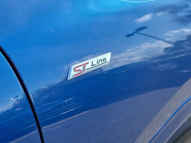 Certified 2023 Ford Escape ST-Line Select w/ Tech Pack #1 AWD/4WD image 6