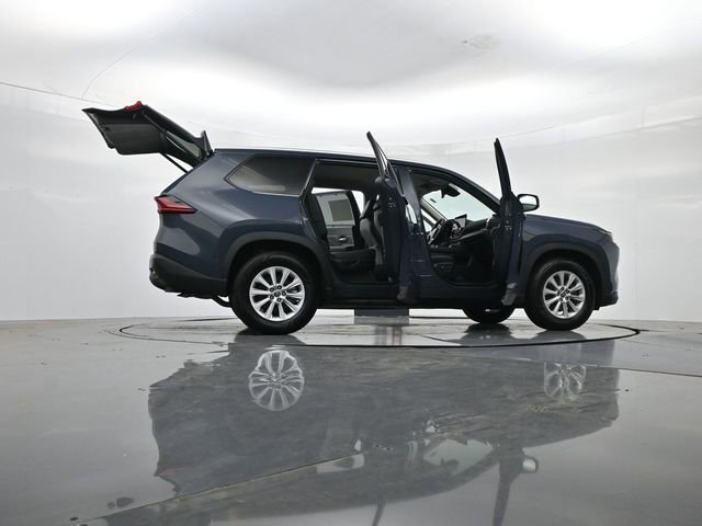 Used 2025 Toyota Grand Highlander AWD image 56