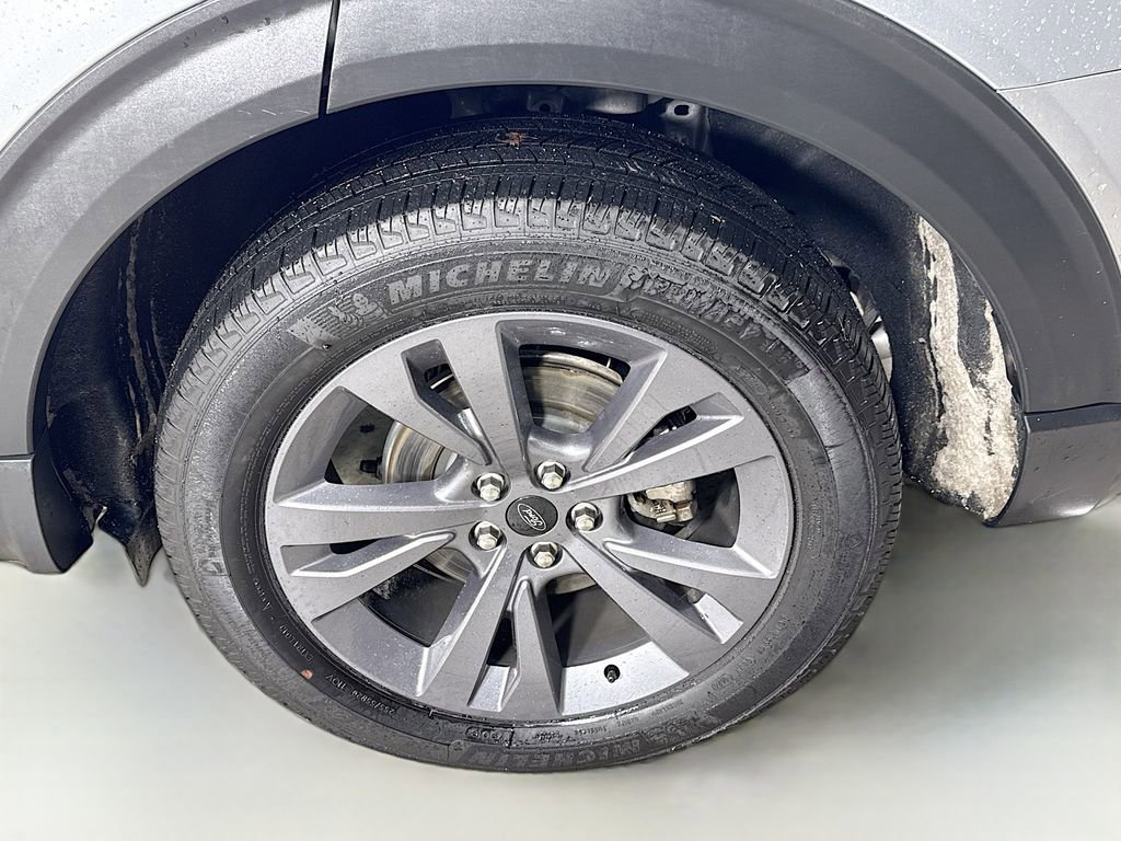 Certified 2025 Ford Explorer Active w/ Active Comfort Package image 32