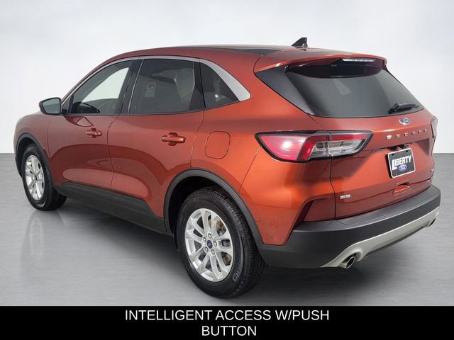Certified 2020 Ford Escape SE FWD image 3