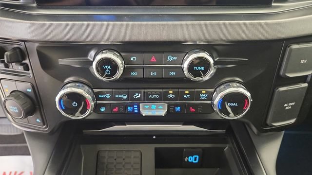 Certified 2026 Ford F350 Platinum AWD/4WD image 19