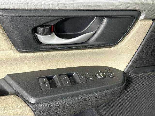 Used 2018 Honda CR-V LX image 18