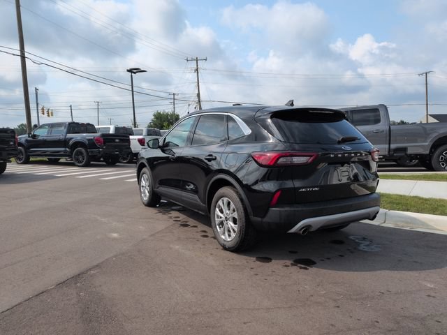 Certified 2024 Ford Escape Active AWD/4WD image 3