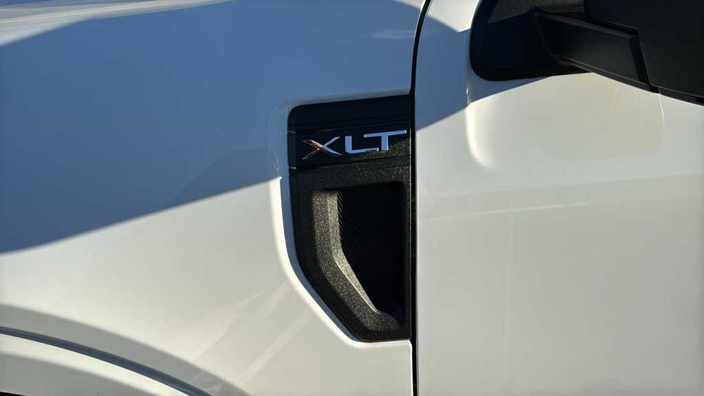 Certified 2026 Ford Maverick XLT w/ XLT Luxury Package FWD image 7