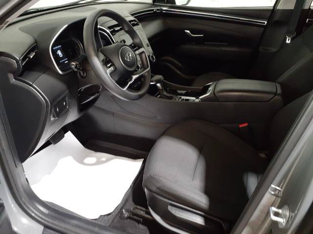 Used 2024 Hyundai Tucson SE AWD/4WD image 2