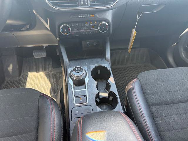Certified 2022 Ford Escape SEL w/ SEL Stealth AWD Package image 20