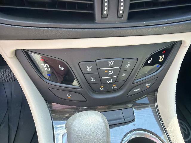 Used 2020 Buick Envision Essence w/ Experience Buick Package FWD image 18