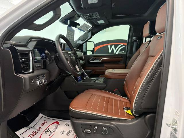 Used 2025 GMC Sierra 2500 Denali Ultimate AWD/4WD image 11