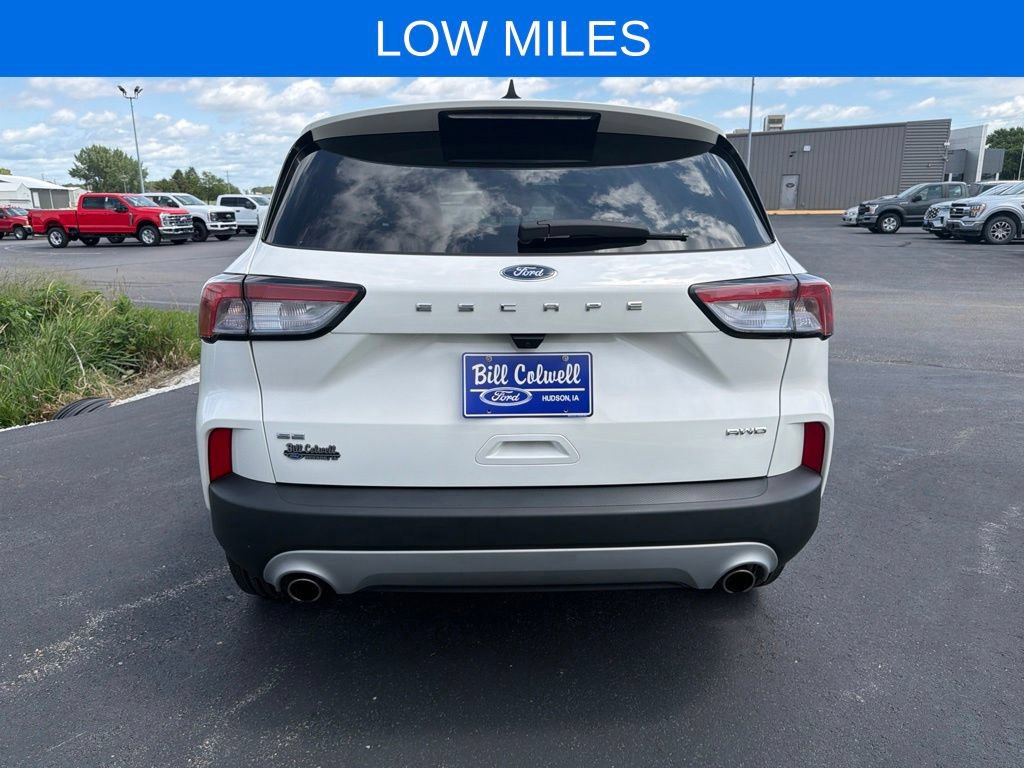 Certified 2022 Ford Escape SE w/ Cold Weather Package AWD/4WD image 5