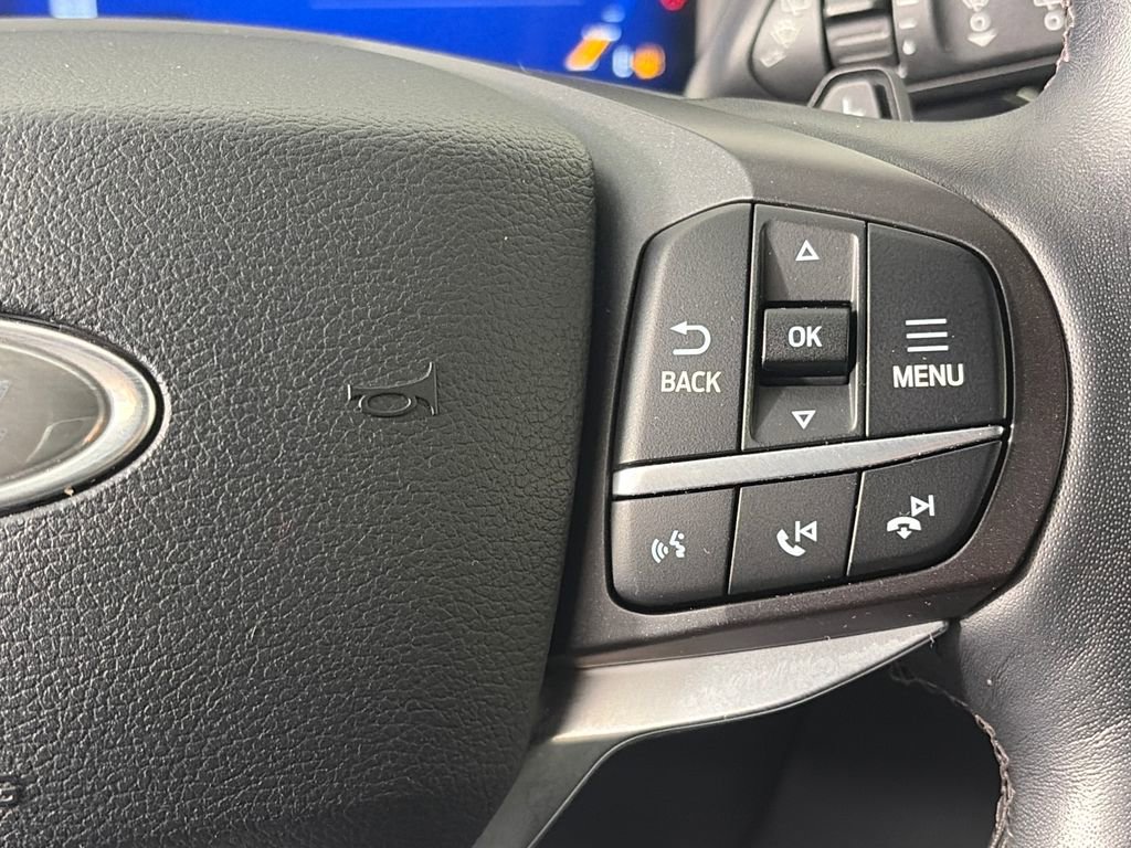 Certified 2020 Ford Explorer Platinum w/ Premium Technology Package AWD/4WD image 18