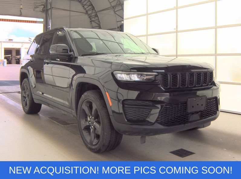 Used 2023 Jeep Grand Cherokee Altitude