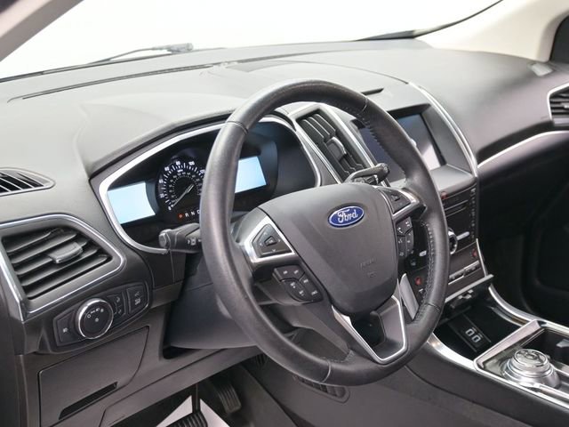 Certified 2019 Ford Edge Titanium image 15