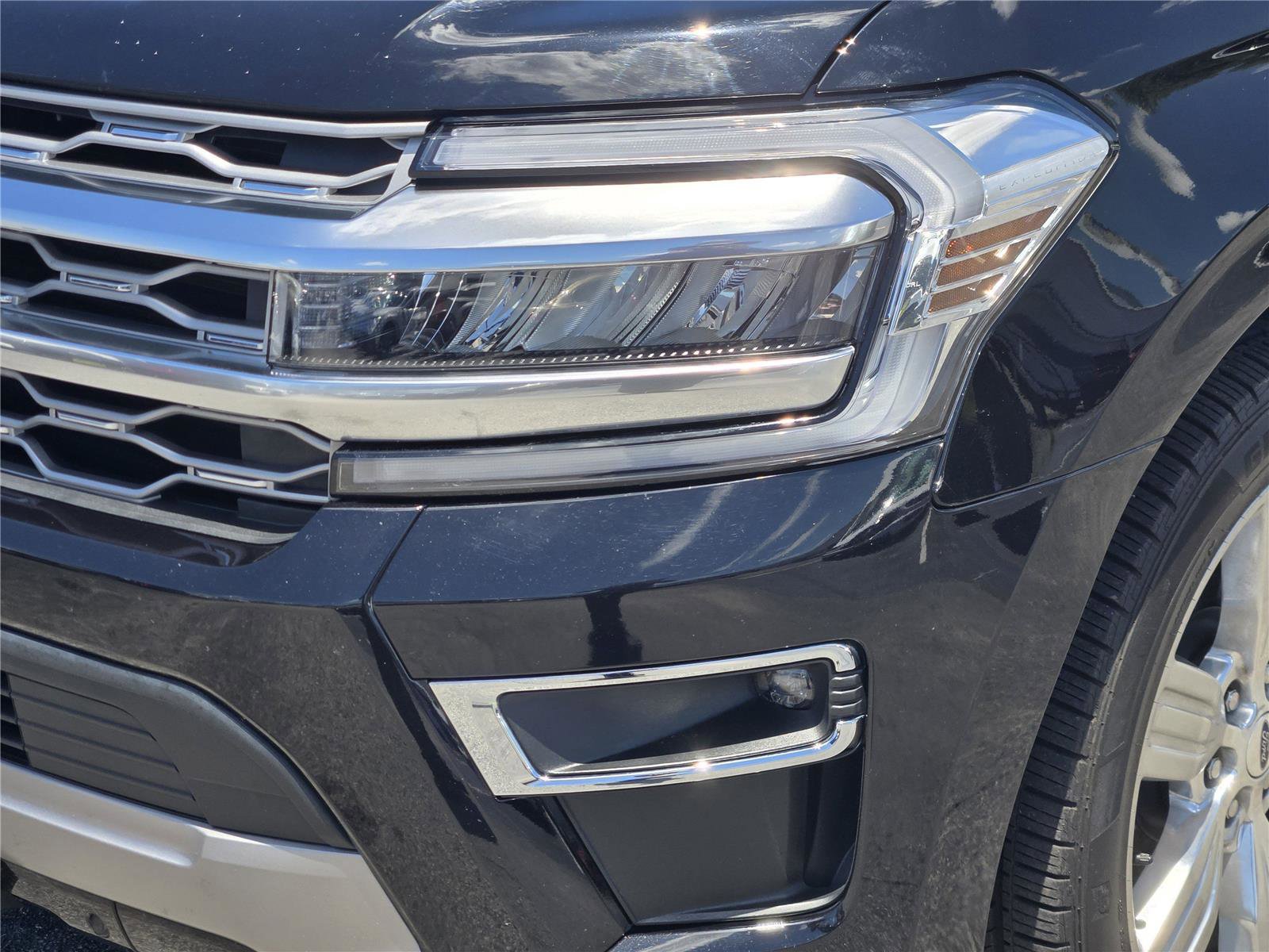 Certified 2022 Ford Expedition Platinum RWD image 9