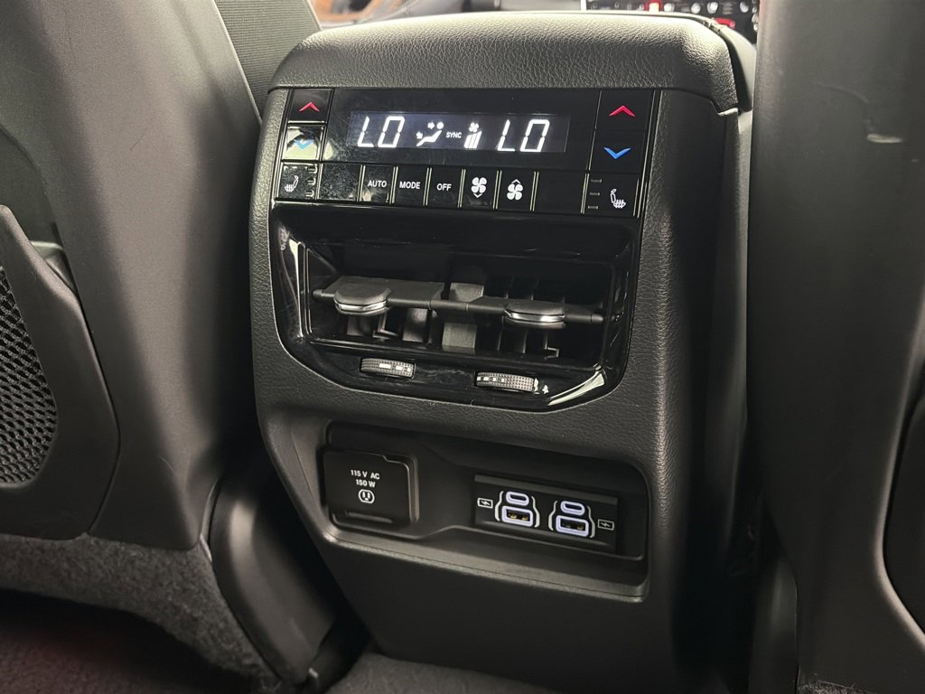 Used 2024 Jeep Grand Cherokee Summit image 30