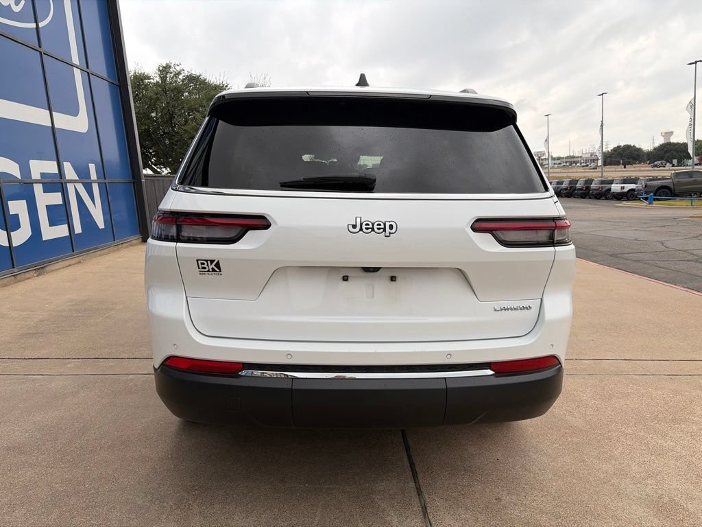 Used 2023 Jeep Grand Cherokee L Laredo RWD image 6