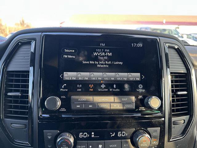 Used 2024 Nissan Titan PRO-4X w/ Pro-4x Convenience Package image 25