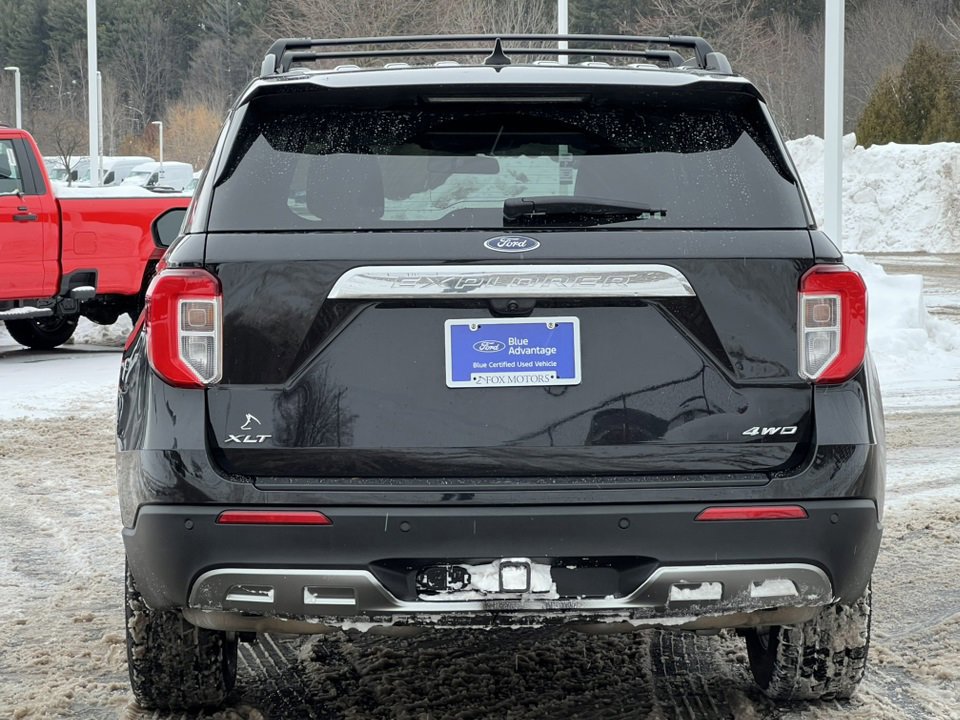 Certified 2022 Ford Explorer XLT w/ Equipment Group 202A image 3