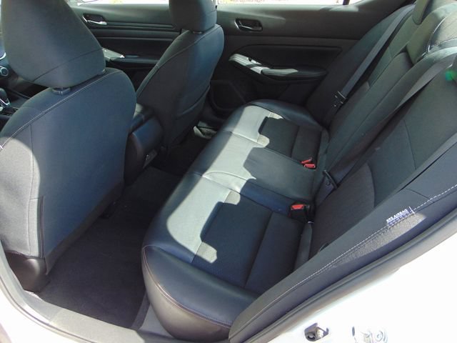 Used 2025 Nissan Altima 2.5 SV FWD image 21