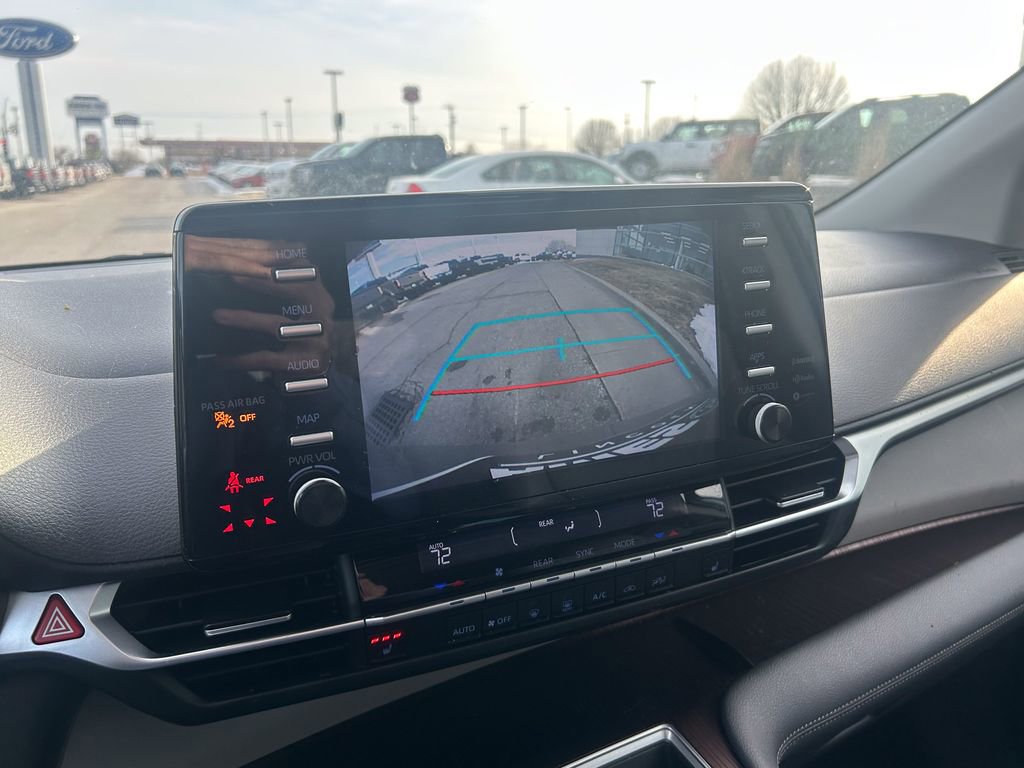 Used 2021 Toyota Sienna XLE image 24