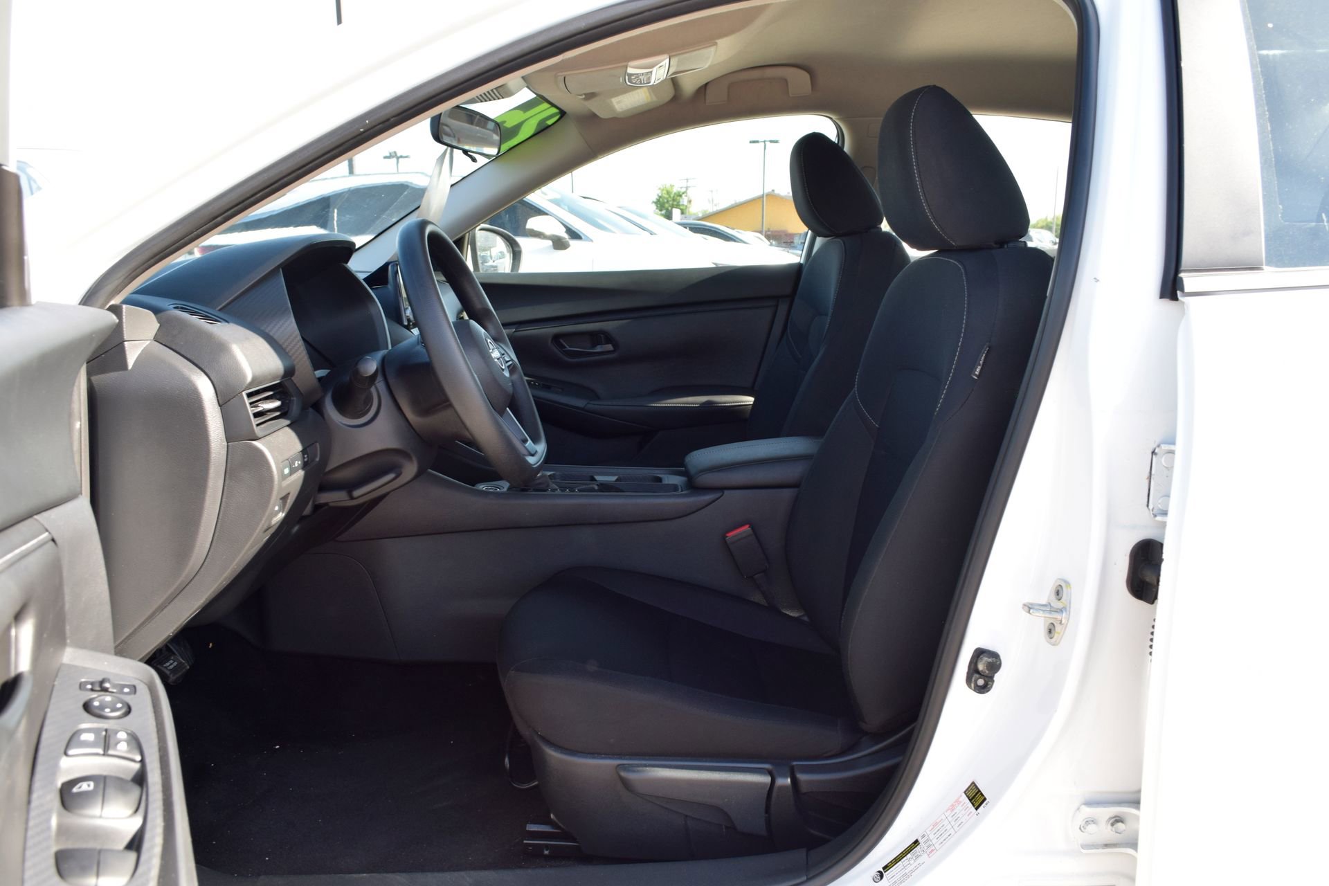 Used 2025 Nissan Sentra S image 18