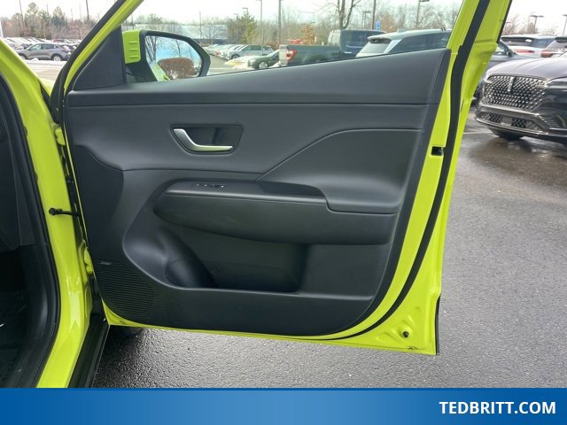 Used 2024 Hyundai Kona Limited image 19