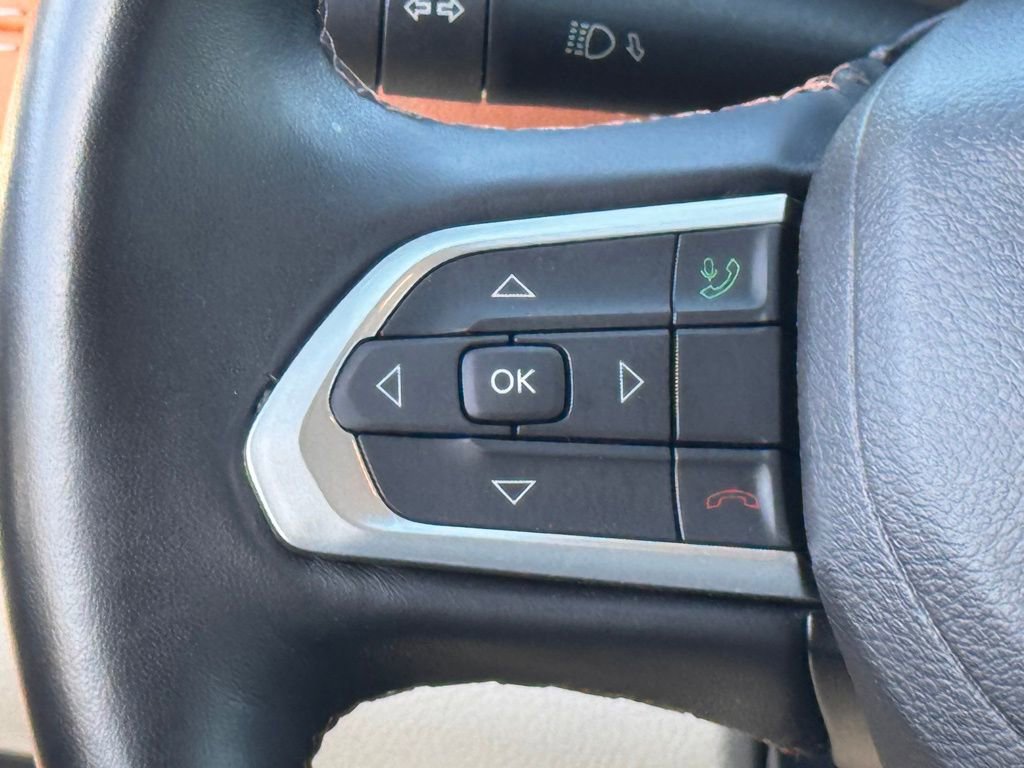 Used 2022 Jeep Compass Limited w/ Mopar Graphics Package image 22