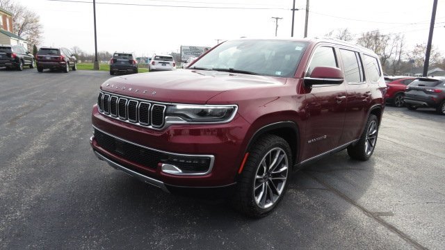 Used 2022 Jeep Wagoneer Series III w/ Premium Group I image 3