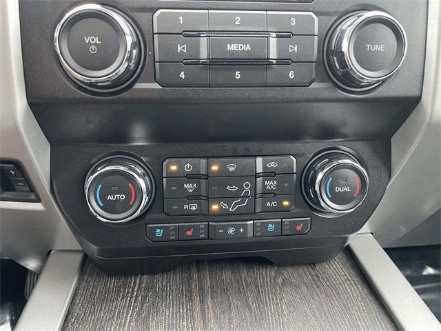 Certified 2020 Ford F350 Lariat w/ Lariat Ultimate Package image 25